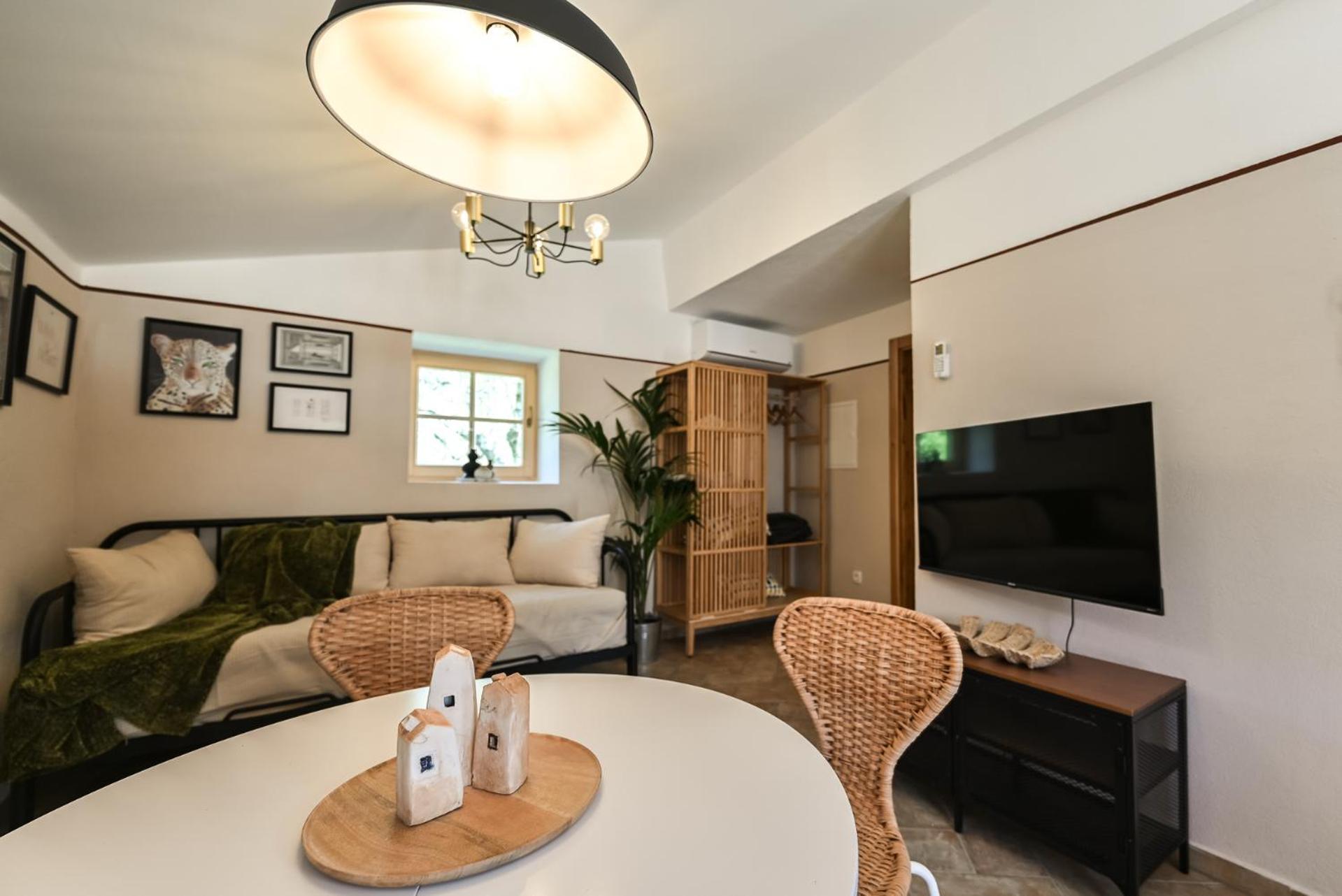 Medanni - Boutique House In Nature With Pool Izola Ngoại thất bức ảnh