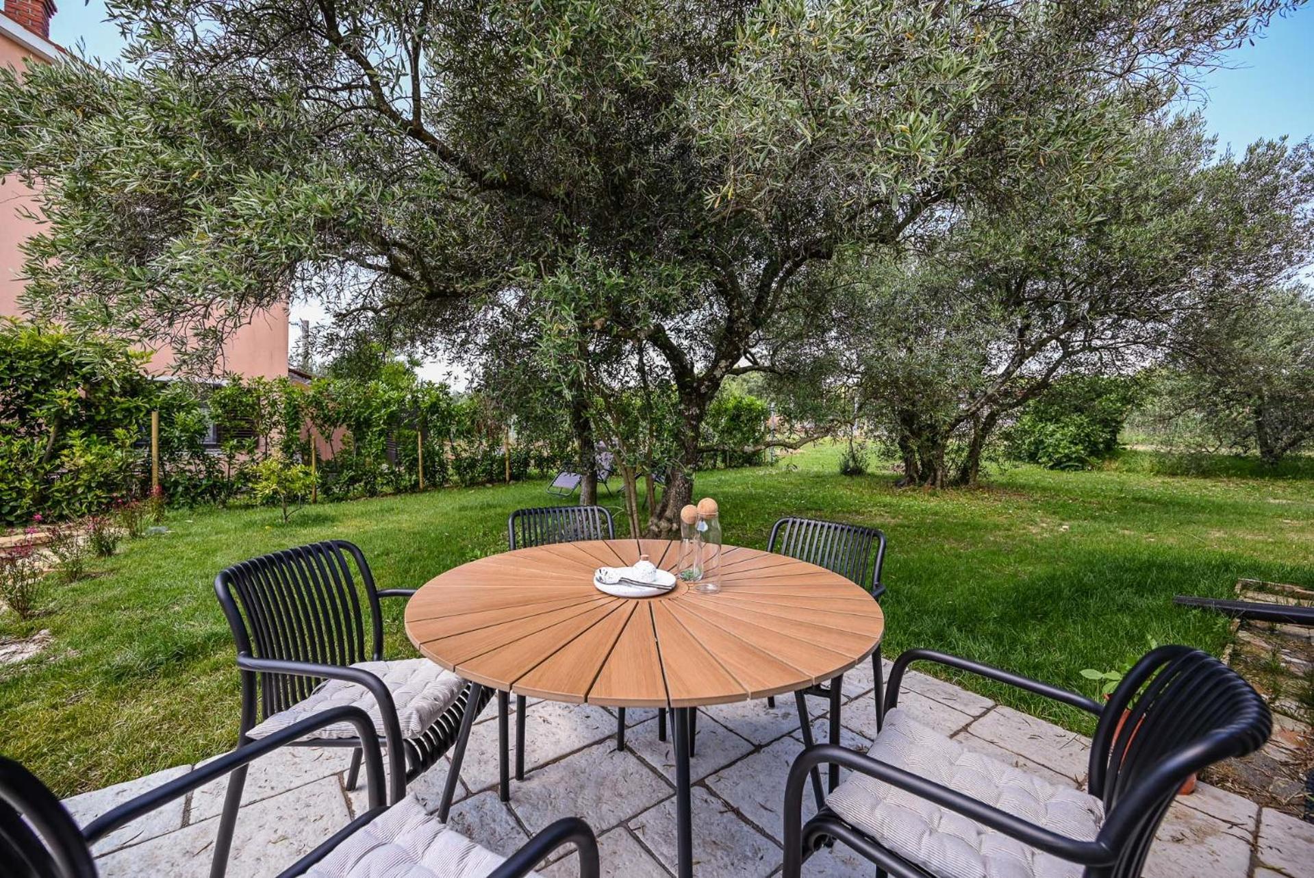 Medanni - Boutique House In Nature With Pool Izola Ngoại thất bức ảnh
