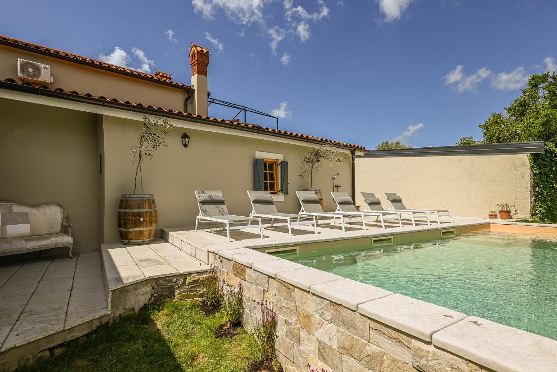 Medanni - Boutique House In Nature With Pool Izola Ngoại thất bức ảnh